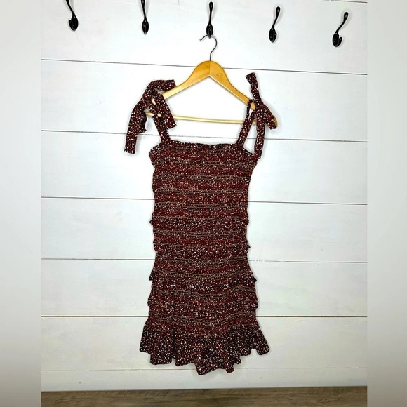 Storia Tie strap Ruffle Smocked Stretchy Dress - Size Large - Picture 1 of 10